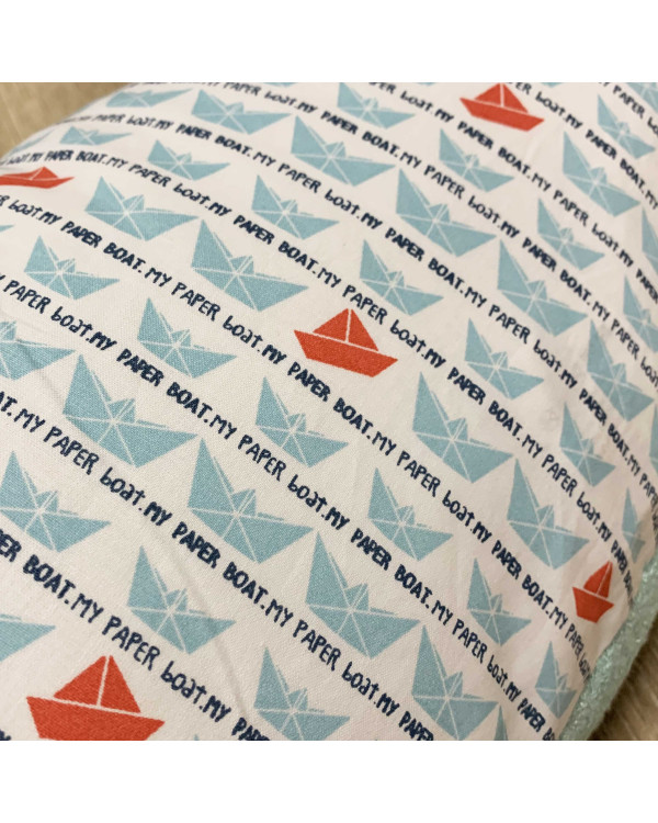 Coussin d'allaitement collection Petits Bateaux 