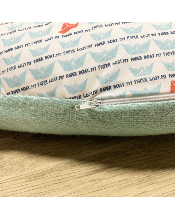 Coussin d'allaitement collection Petits Bateaux 