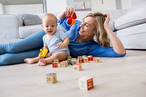 Idees D Activites A Faire Avec Bebe De La Naissance A 1 An