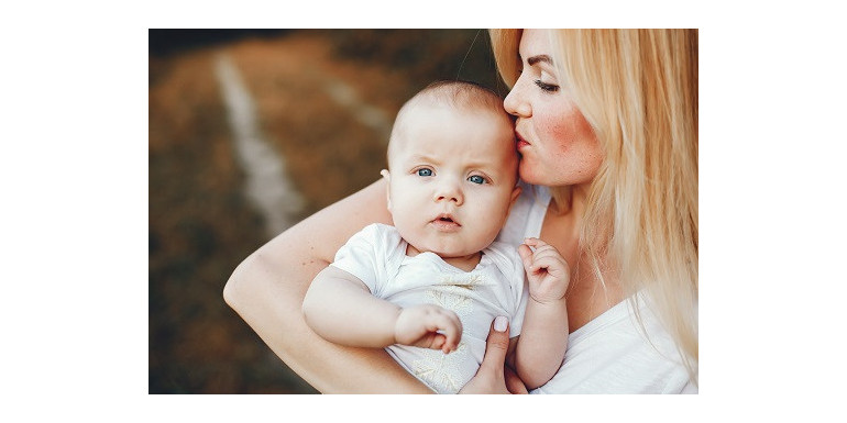 Mon bébé régurgite, que faire pour le soulager ?